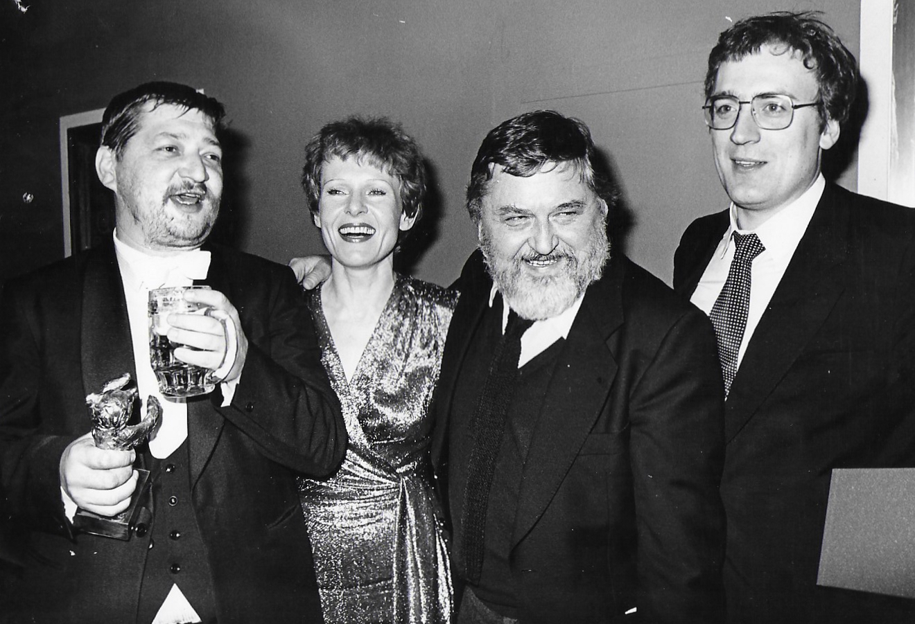 Rainer W. Fassbinder, Rosel Zech, Horst Wendlandt, Thomas Schühly - Goldener Bär für Veronika Voss